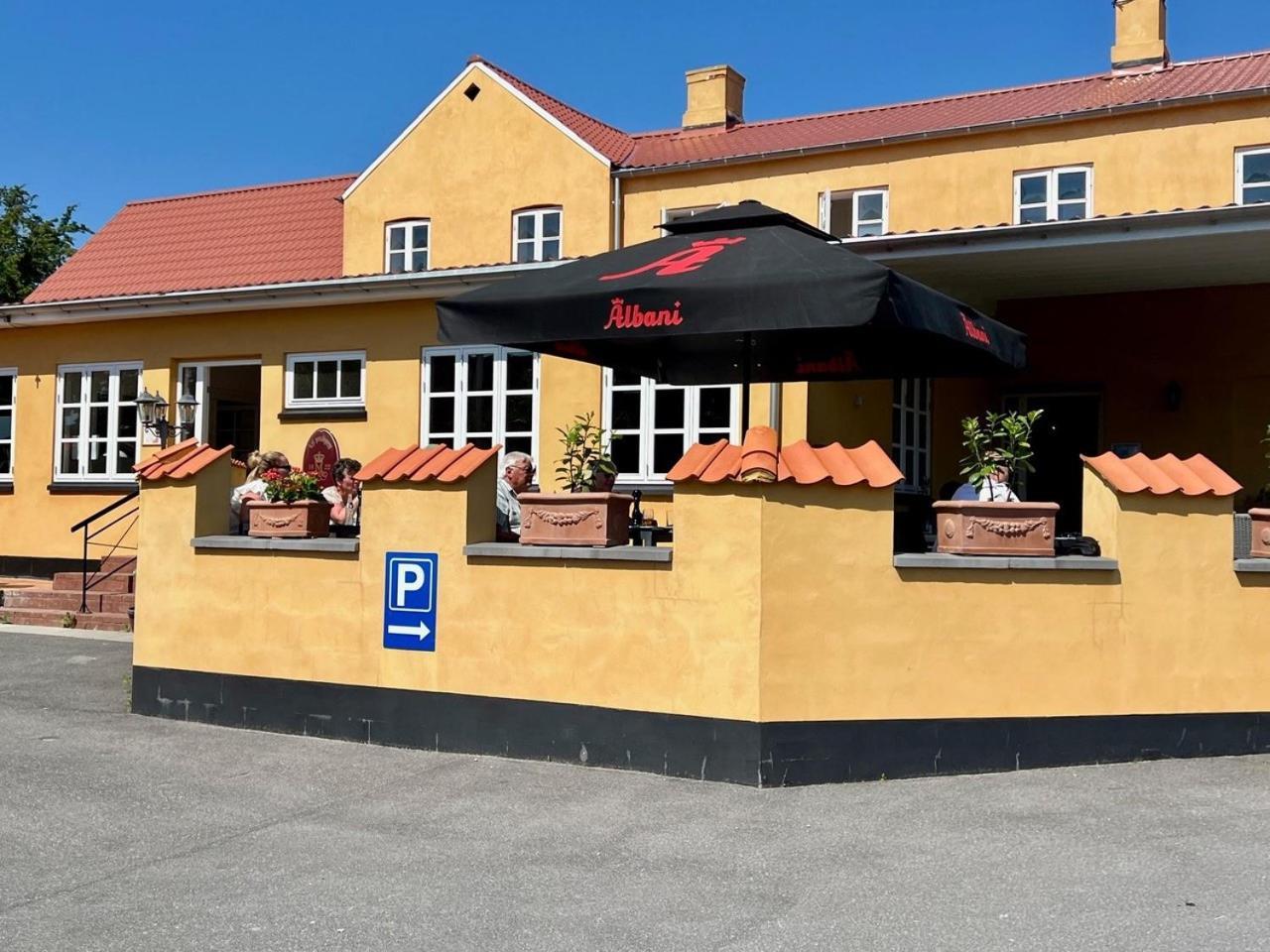 Oro Kro & Hotel Exteriér fotografie